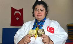 Başkan Görgel, Judo Dünya Şampiyonu Zeynep Sude’yi Misafir Etti