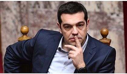 Yunanistan'da ortalık karıştı! Başbakan vatan haini ilan edildi