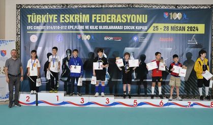 Eskrimde Uluslararası Çocuk Kupası, Antalya'da başladı