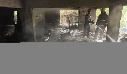 Alanya'da bir evde çıkan yangın hasara neden oldu