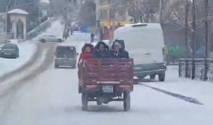Elbistan’da Yoğun Kar Yağışı Hayatı Olumsuz Etkiledi