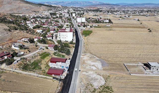 Türkoğlu’nun Ana Caddesinde Çalışmalar Başladı