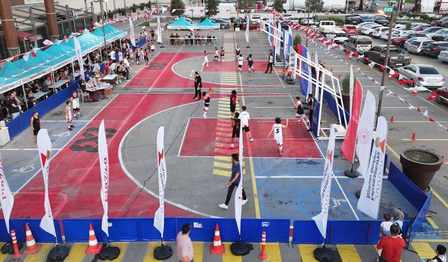 Basketbol Tutkunu Gençler Sahada!