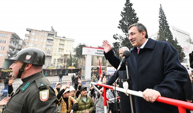 Cumhurbaşkanı Yardımcısı Yılmaz, Kahramanmaraş'ta 12 Şubat Kurtuluş Bayramı programında konuştu:
