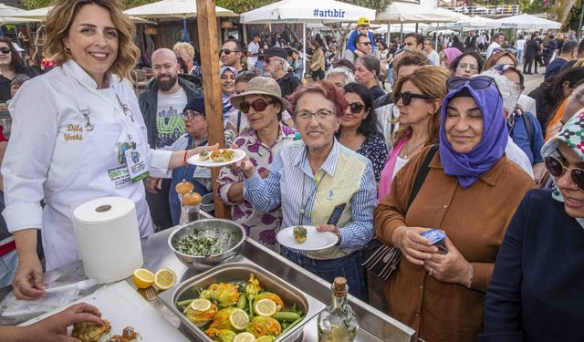 Antalya'da dünyaca ünlü mutfak şefleri Girit lezzetlerini tanıttı