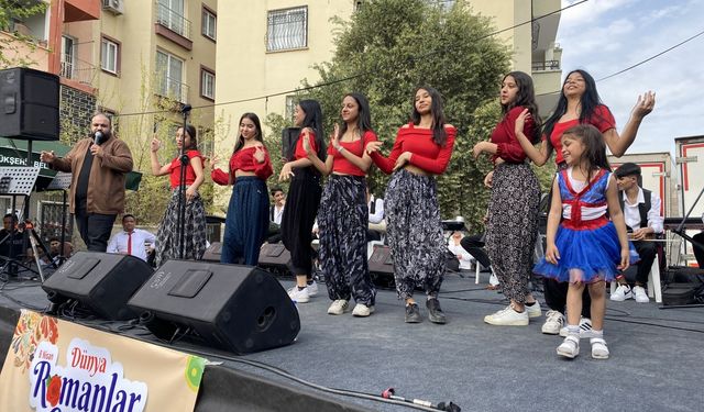 Mersin'de Dünya Romanlar Günü kutlandı
