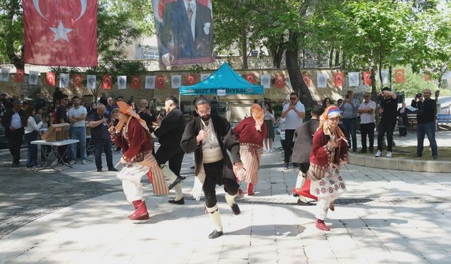 Mersin'de "Mutlu Kelebekler Festivali" düzenlendi