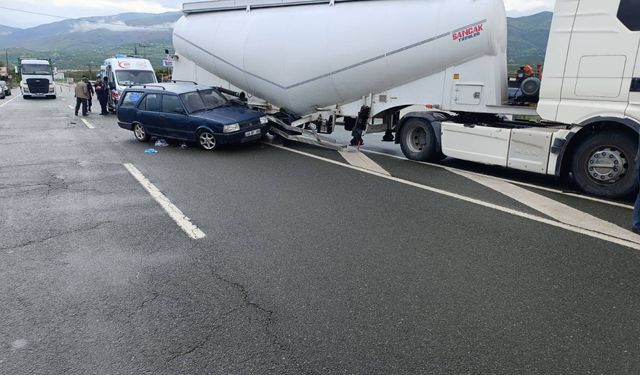 Malatya'da tırla çarpışan otomobilin sürücüsü yaralandı