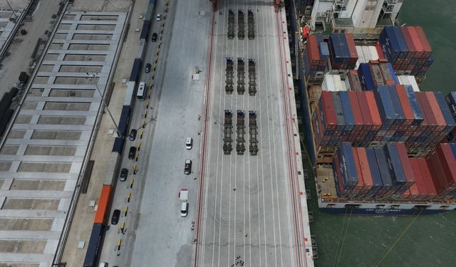 Mersin Uluslararası Limanı Genişleme Projesi'nin ilk etabının açılışı yapıldı