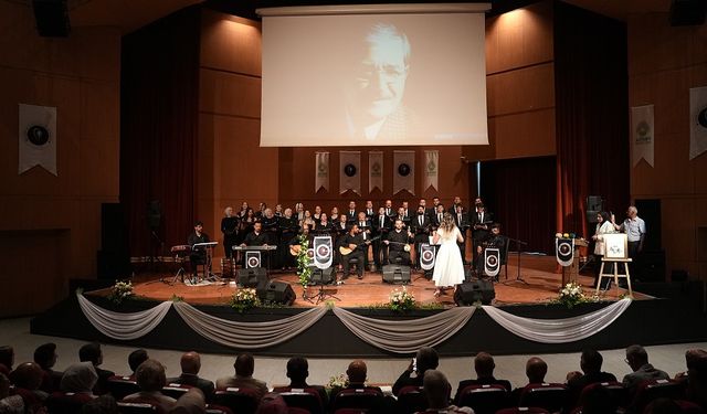Mahzuni Şerif’in Türküleri, Şehrinde Sevenleri İçin Seslendirildi