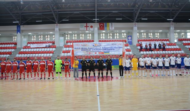 Kısmi Görme Engelliler Futsal Dünya Şampiyonası Antalya'da devam ediyor