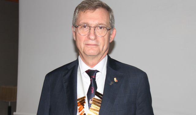 Ortopedi uzmanından 'enjeksiyon uygulamasını tıbbi görüş ve öneri olmadan yaptırmayın' uyarısı