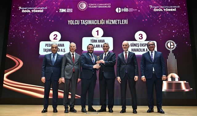 SunExpress'e Hizmet İhracatçıları Birliği'nden ödül