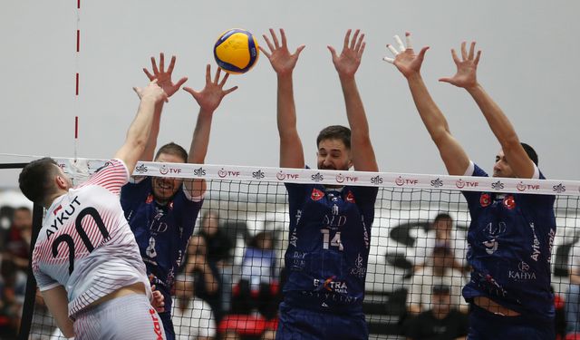 Voleybol: SMS Grup Efeler Ligi