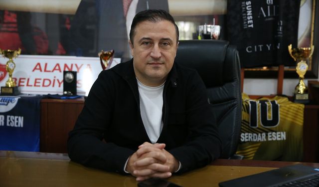 ZİRVEDEKİ İSİMLERİN EMEKTAR ÖĞRETMENLERİ - 'El Turco' okul yıllarındaki liderliğini motoGP'de de sürdürüyor