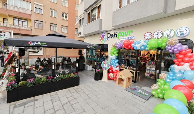 CarrefourSA PATiFOUR'u hizmete açtı