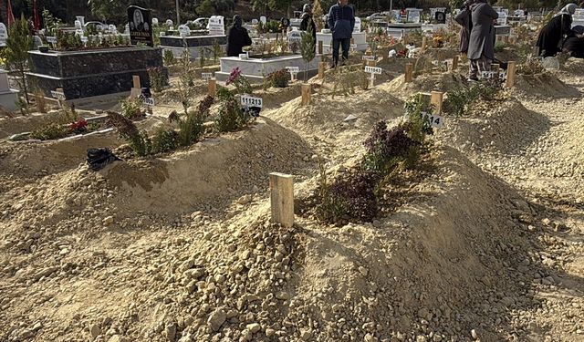 Mersin'de komşusu ve oğlu ile büfeciyi tabancayla öldüren zanlı tutuklandı