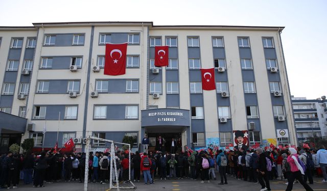 Adana, Mersin, Hatay ve Osmaniye'de yarıyıl tatili sonrası ilk ders zili çaldı