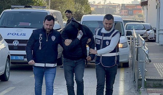 Adana'da birbirlerini darbeden boşanmış çift gözaltına alındı