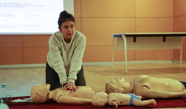 Antalya'da 'İlk Yardım Eğitimi' düzenlendi