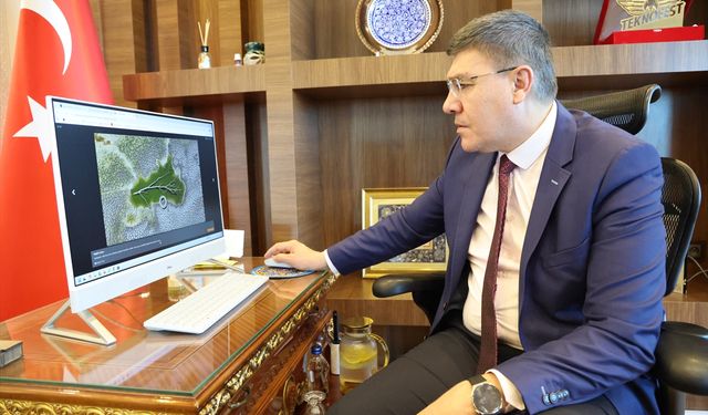 Burdur Mehmet Akif Ersoy Üniversitesi Rektörü Dalgar, AA'nın 'Yılın Kareleri' oylamasına katıldı