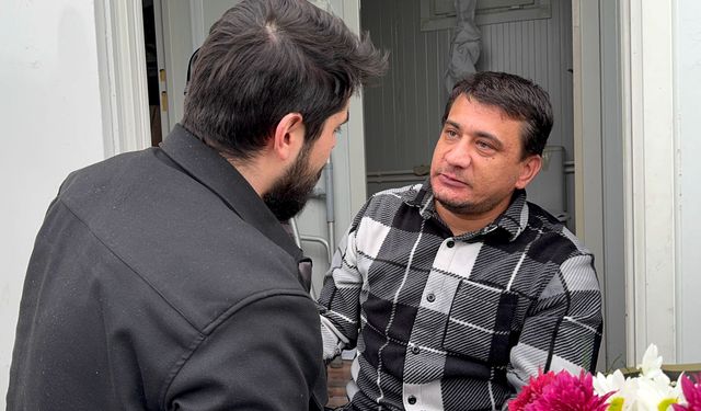 Depremden 149 saat sonra enkazdan çıkarılan kişi, 3 yıl sonra kendisini kurtaran ekiple buluştu