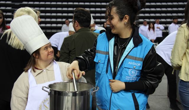 'Engel Tanımayan Şefler' Antalya'da buluştu