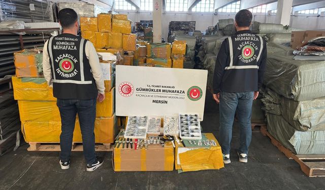 Mersin'de 116 bin 50 kaçak kol saati ele geçirildi