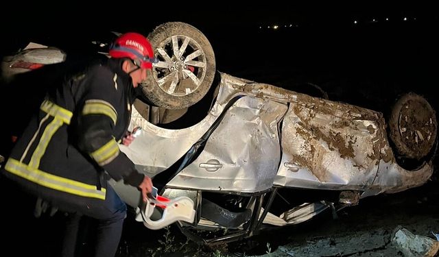 Adana'da takla atan otomobildeki 1 kişi öldü, 3 kişi yaralandı