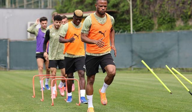 Alanyaspor, Antalyaspor maçının hazırlıklarına başladı