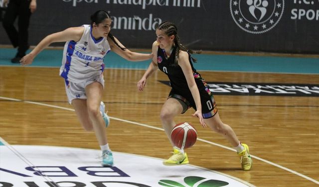 Adana'da 18 Yaş Altı Kız Basketbol Türkiye Şampiyonası başladı
