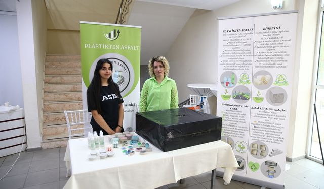 Adana'da TÜBİTAK Bilim Şenliği düzenlendi