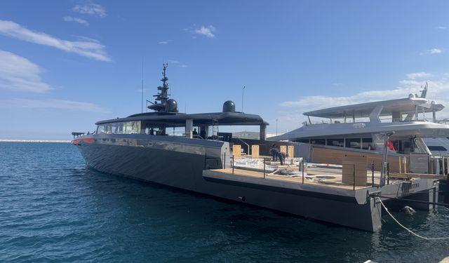 Akdeniz'e indirilen 'Antalya' imzalı 3 lüks yat Avrupa'ya uğurlanacak