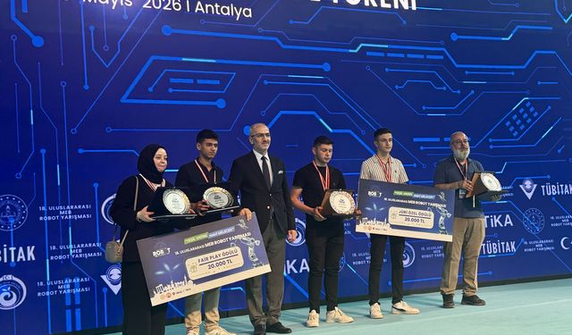 Antalya'da düzenlenen '18. Uluslararası MEB Robot Yarışması' tamamlandı