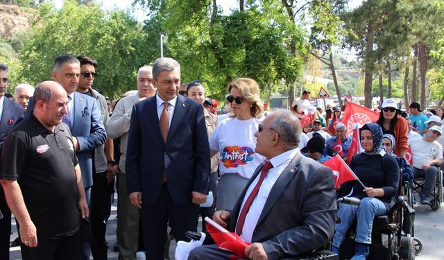 Antalya'da 'Engelli, Aile, Toplum ve Gençlik Festivali' başladı