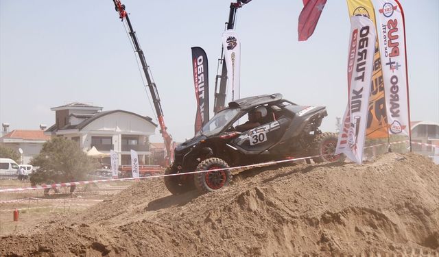 Antalya'da off-road ve kamp etkinliği düzenlendi