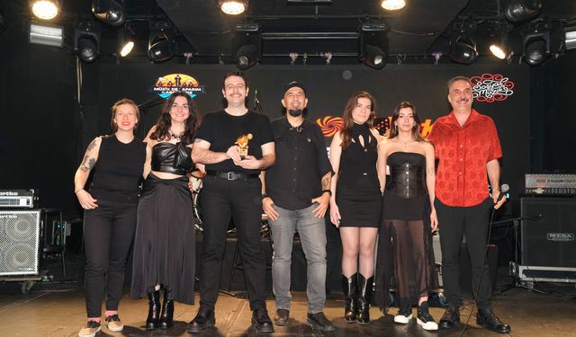 MediaMarkt Türkiye'nin müzik grubu 'Tech Cares'e jüri özel ödülü