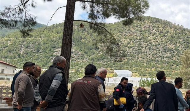 Mersin'de ölen 2 kardeşin kaldığı odada 'insan sağlığını etkileyebilecek gaz' tespiti