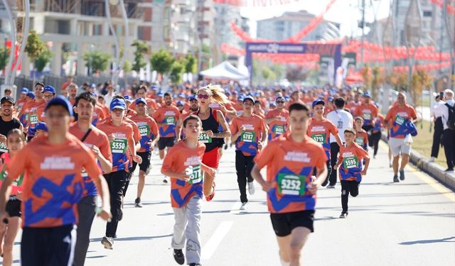 Malatya'da 'Uluslararası Arslantepe Yarı Maratonu' tamamlandı