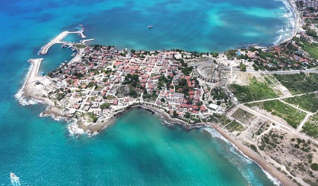 Side Antik Kenti'nin ikinci ana kapısına uzanan cadde gün yüzüne çıkarıldı