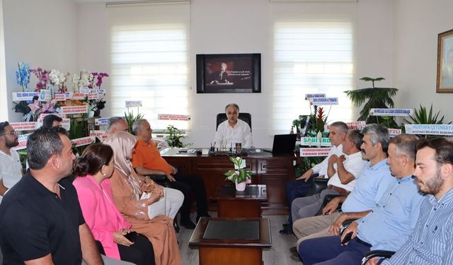 AK Parti'li Çakır'dan Anamur Milli Eğitim Müdürlüğüne atanan Doğan'a ziyaret