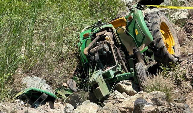 Malatya'da şarampole devrilen traktörün sürücüsü ağır yaralandı