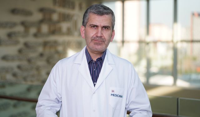 Yaz aylarında bacak şişliği toplardamar hastalığının habercisi olabilir