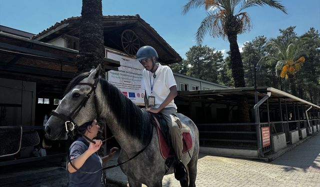 Antalya'da 'Anadolu'nun Yeni Misafirlerine Ata Sporlarıyla Kültür Birliği Daveti' çalıştayı yapıldı