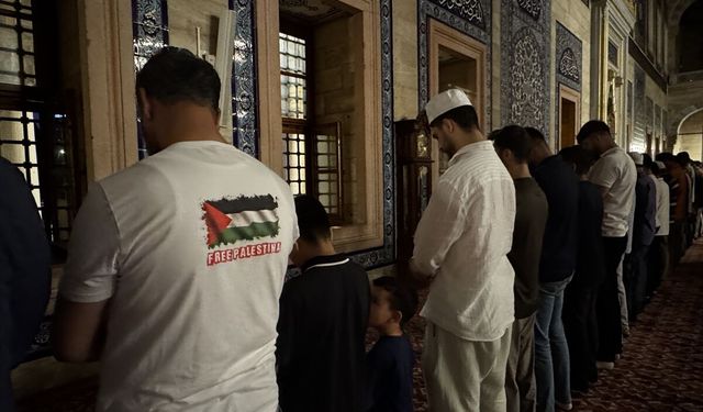 Bosna-Hersek'ten yola çıkan 'Filistin Konvoyu' Adana'dan ayrıldı