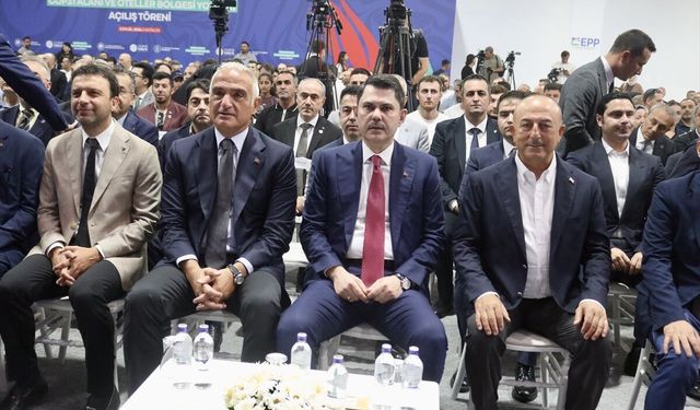 Bakan Kurum, COP31 Alanı ve Oteller Bölgesi Yolları açılışında konuştu: