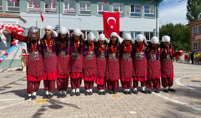 Doğanşehir'de İlköğretim Haftası kutlandı