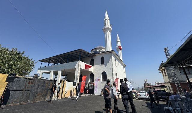 Hatay'da depremde yıkılan caminin yerine yenisi yapıldı