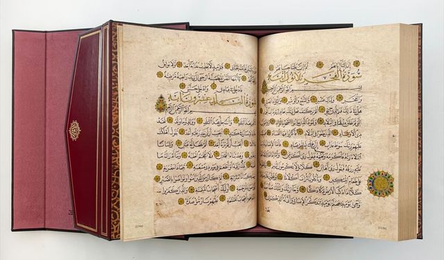 'Taşlıcalı Hüseyin Paşa Camii Mushaf-ı Şerifi'nin tıpkıbasımı tamamlandı