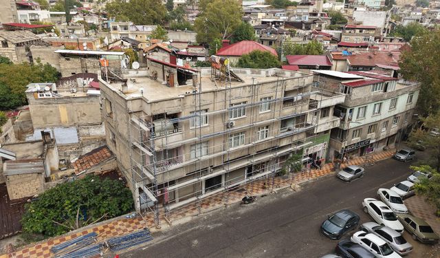 Kale Çevresinde Tarihi Dokuya Uyumlu Yeni Görünüm İçin İlk Adım Atıldı
